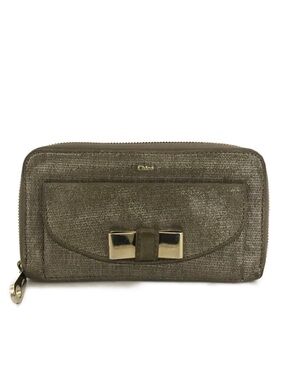 Chloé Bobbie Olive Metallic Leather Bow Zip Around Wallet 👝